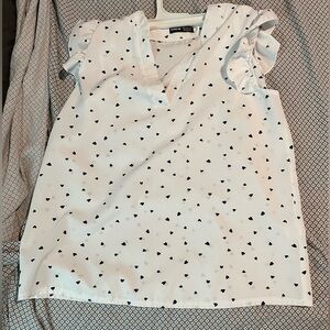Cute white blouse with black hearts ruffle sleeves. Size small. V neck.